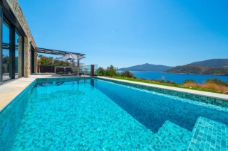 Villa Nana – Denize Yakın, Özel Havuzlu, Modern Balayı Villası