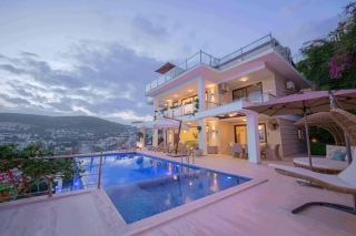 Villa Capella – Luxusvilla in Kalkan Kızıltaş | 5 Schlafzimmer
