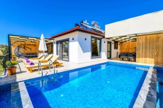 Villa Brook – Kalkan Ulugöl | 2 Bedrooms – 4 Guests – Sheltered Pool