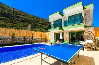 Villa Gamze Sarıbelen – Doğa İçinde Korunaklı Jakuzili Villa