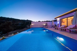 Villa Aklar İkili | Kaş Aklar&rsquo;da Kiralık Özel Havuzlu ve Jakuzili 