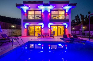 Villa Luka – Patara’da Jakuzili, Bahçeli ve Doğa İçinde Tatil Villası