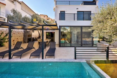 Villa Ariana