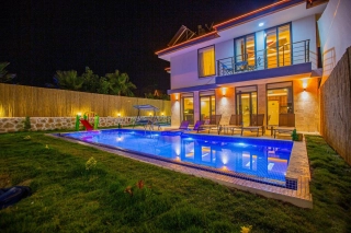 Villa Kumsal – Fully Secluded Family Villa with Children’s Pool 