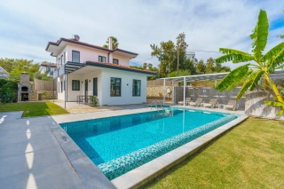 Villa Sazak Uno | Patara’da Korunaklı Havuzlu, Jakuzili, Balayı