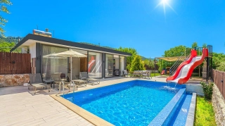 Villa Hisar – Eine abgeschiedene, konservative Ferienvilla mit Pool