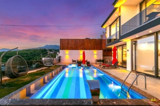 Villa Asyamore | Luxusvilla mit beheiztem Innenpool & Sauna in Kalkan 