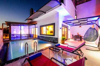 Villa Yazı 4 – Kalkan Ulugöl’de Kapalı Isıtmalı Havuzlu, Korunaklı