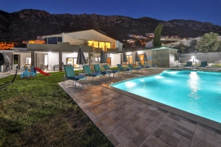 Villa Orion House Kalkan – Luxusvilla mit Tennisplatz, Hammam, Sauna