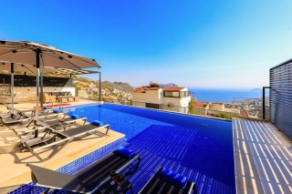 Villa Bliss – Kalkan Kızıltaş’ta Korunaklı Havuzlu, Deniz Manzaralı 