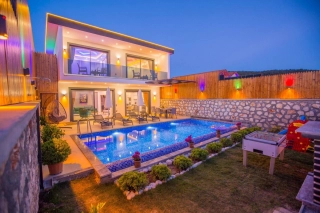    Villa Mirena – Kalkan Patara’da Korunaklı, Özel Havuzlu Tatil Villa
