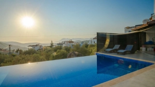 Villa Hibiscus – Luxury 4 Bedroom Sea View Villa in Kalkan Akbel