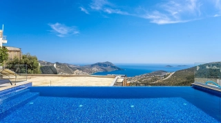 Villa Merit Natural – Deniz ve Doğa Manzaralı, Jakuzili Villa | Akbel