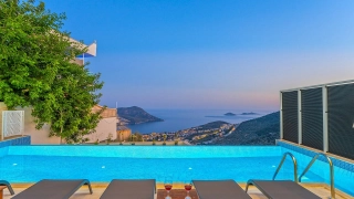 Villa Merit Crystal – Luxury Sea View Villa with Jacuzzi | Akbel