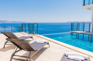 Villa Altay Kaş | Luxus Ferienvilla mit Meerblick zwischen Kaş 