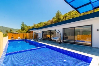 Villa Light River, Korunaklı, Balayı, Jakuzi | Kalkan Villa 