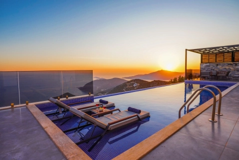 Villa Liya