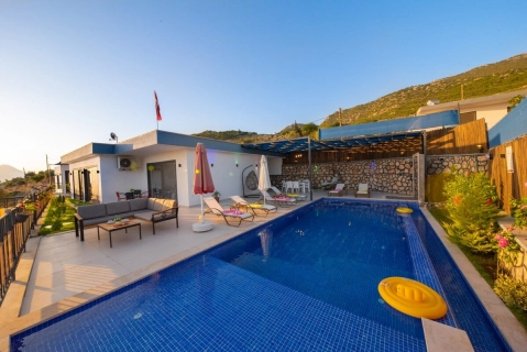 Villa Giray Lapaz