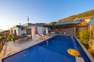 Villa Giray Lapaz, Doğa İçerisinde Korunaklı Villa | Kalkan Villa