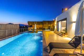 Villa Lambuka – Kalkan Ulugöl’de Jakuzili ve Özel Havuzlu Villa