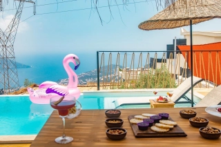 Villa Tiny Dream – Kalkan Akbel’de Tiny House Konsept Villa