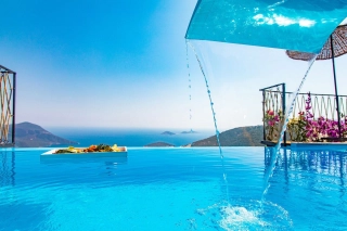 Villa Tiny Mia, – Kalkan Akbel’de Tiny House Konseptli, Doğa ve Deniz