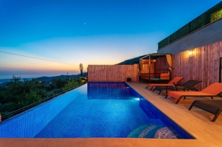 Villa Oykü Islamlar – Secluded Pool, Jacuzzi, Sauna, Nature & Sea View