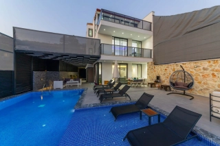 Villa Zumak Merysu, Luxury Villa in Ulugol | Kalkan Villailla