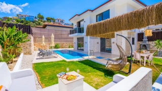 Villa Luvi – Patara’da Doğa İçinde, Jakuzili ve Korunaklı Tatil Villas