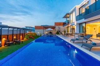 Villa Uçar Duo – Private Infinity Pool Villa for 4 in Kalkan Akbel