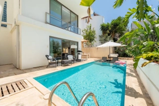 Villa Elma, Kalkan’da Kısmi Deniz Manzaralı Korunaklı Villa