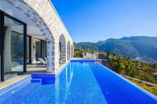 Villa Royal 8 Kalkan – Luxus-Steinvilla in Islamlar | Meer, Naturblick