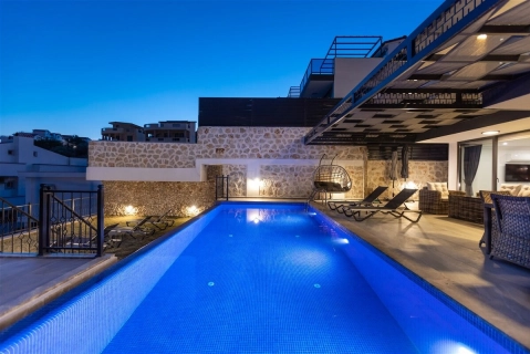 Villa Royal Hills 1