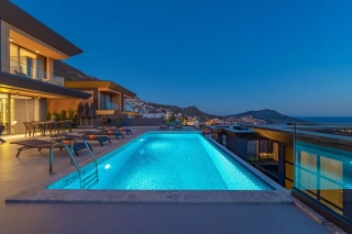 Villa Safran Maidan – Moderne Villa mit Panoramablick & Privatem Pool 