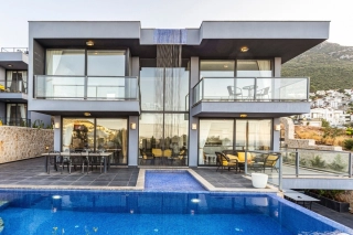 Villa Şelale 1 – Kalkan Kızıltaş’ta Panoramik Deniz Manzaralı Villa