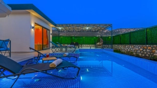 Villa Ortaç 2 – Kalkan Bezirgan’da Korunaklı,Jakuzili & Doğa Manzaralı