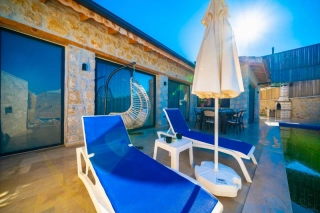 Villa Anemon 3 – 2 Schlafzimmer, Privater Pool, Beheizter Innenpool