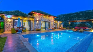 Villa Aras Islamlar Duo | 5-Person Nature View Villa with Jacuzzi 