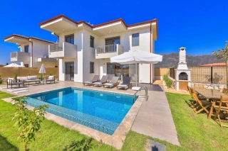 Villa Serenity Kaş – Naturblick, privater Pool, 3 Schlafzimmer