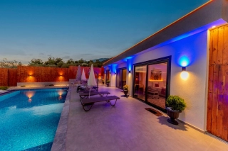 Villa Inziva – A secluded villa with a private pool, jacuzzi