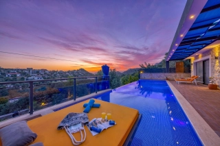 Villa Panamera – Kalkan Kördere’de Isıtmalı Kapalı Havuzlu, Jakuzili