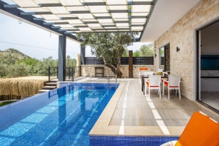Villa Panama Kördere – Kalkan’da Korunaklı, Jakuzili, Balayı Villası