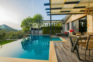 Villa Navara – Kalkan Kördere’de Jakuzili, Korunaklı, Balayı Villası
