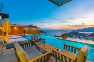 Villa Captain Lucky – Luxusvilla mit Meerblick, Whirlpool & Pool