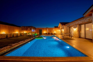 Villa Kekik Twins | Secluded Villa with Sauna & Jacuzzi in Sarıbelen
