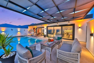 Villa Lavantin Exclusive – Kalkan Üzümlü’de Doğa Manzaralı, Jakuzili