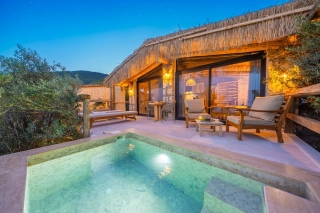 Villa Water’s Edge 6 – Luxusvilla am Meer mit Jacuzzi