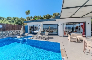 Villa Asmina – Naturvilla mit Privatpool & Jacuzzi in Kalkan Çavdır