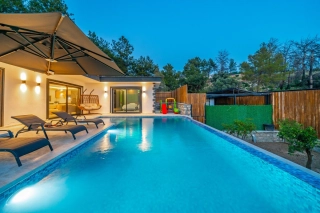 Villa Mira Trio 2, Honeymoon, Sheltered, Jacuzzi | Kalkan Villa