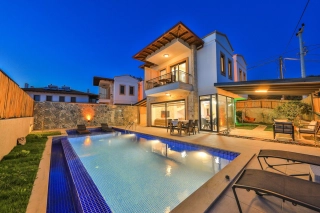 Villa Ophrys Lycia – Kaş Çukurbağ’da Korunaklı, Çift Jakuzili ve Havuz